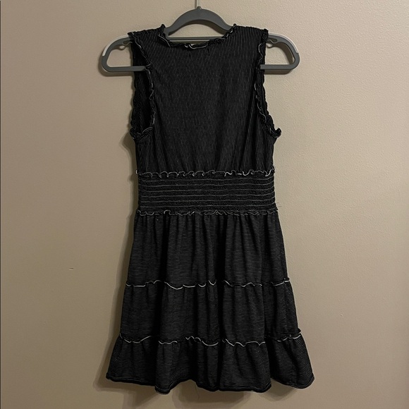 Max Studio Black Ruffled Mini Dress - Picture 5 of 6